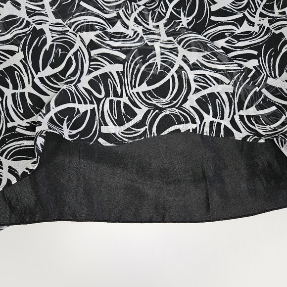 Spense Women's Sleeveless Black And White Pleated Top With Overlay Size … - Picture 6 of 6